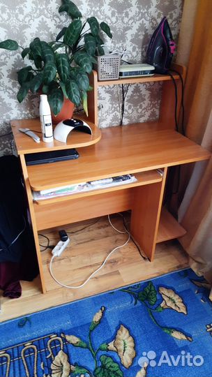 Компьютерный стол