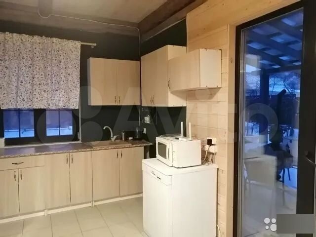 Коттедж 110 м² на участке 8 сот.