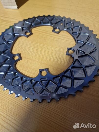 Звезда передняя премиум-класса oval