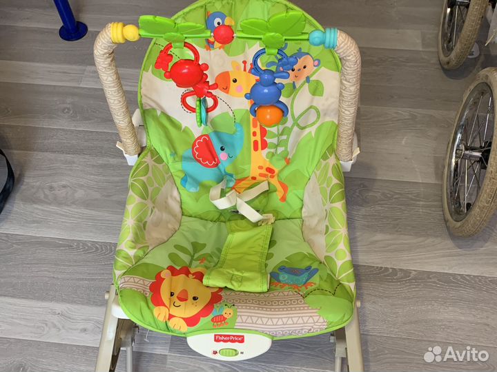 Шезлонг детский