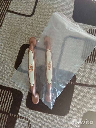 Мебельные ручки