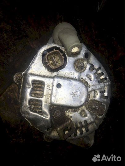 Генератор B20B Honda CR-V RD1 RD2 CJU27