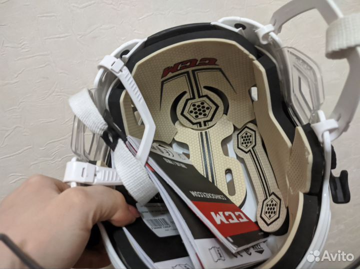 Шлем хоккейный ccm tacks 110, размер М