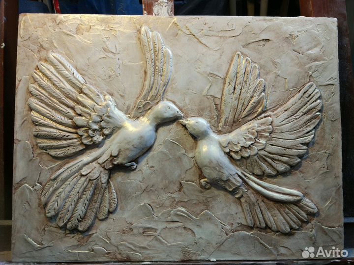 Роспись стен, барельеф