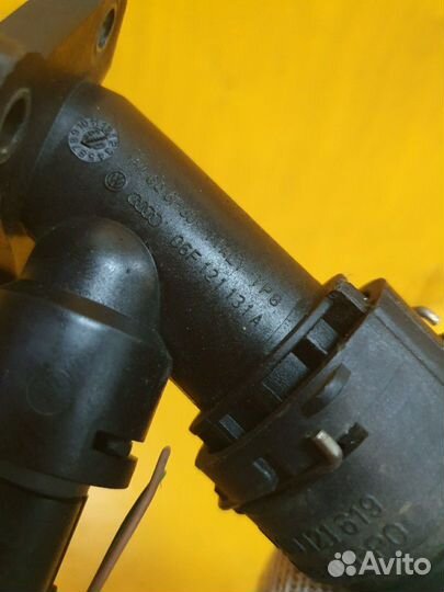 Фланец системы охлаждения 2.0 FSI AXW BLR BLX VAG