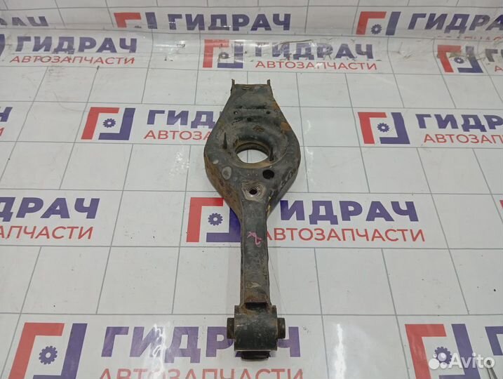 Рычаг задний нижний правый Hyundai i30 (GD) 55210-A6100