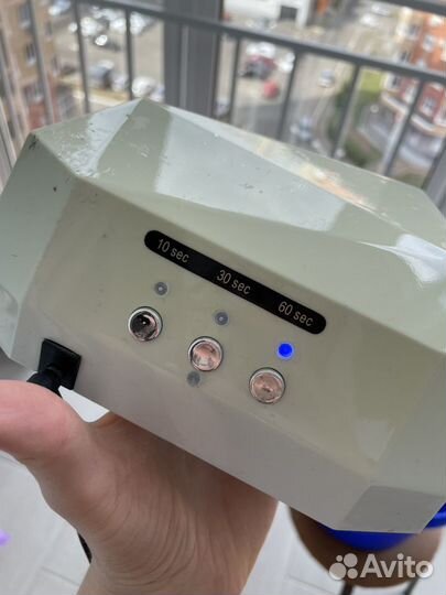 Лампа для ногтей