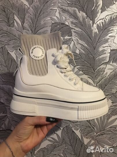 Ботинки женские