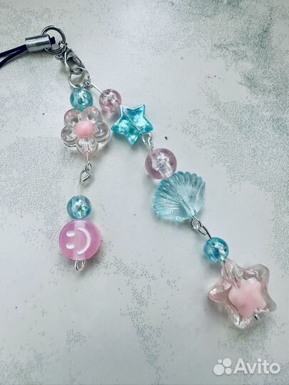 Брелок на телефон