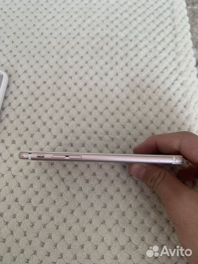 Телефон iPhone 6s