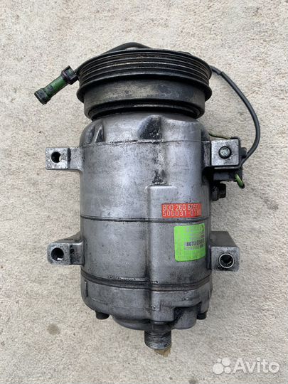 Компрессор кондиционера Volkswagen Passat B5