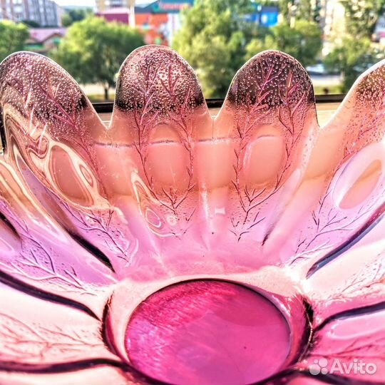 Стеклянная ваза под фрукты с рисунком