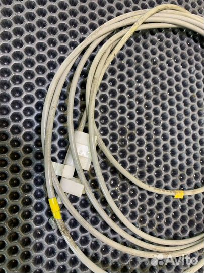 Тросик лючка топливного бака Lexus LX470