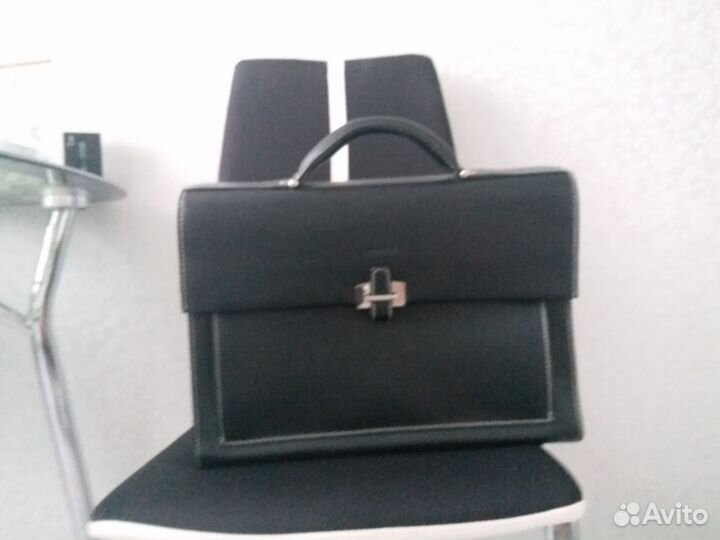Портфель кожаный
