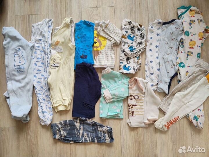 Вещи отдам 32 ед