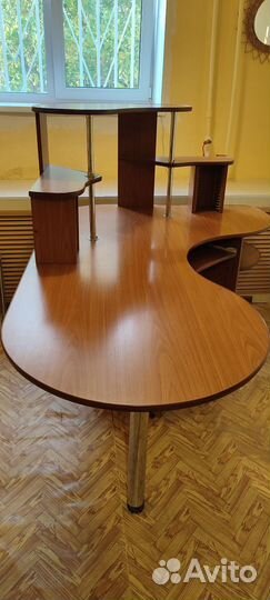 Компьютерный стол