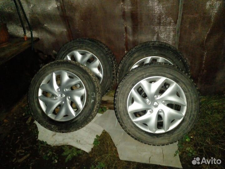 Dunlop SP Winter Ice 01 195/65 R15