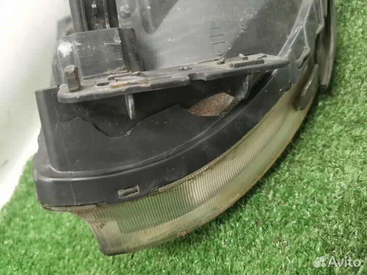 Фара галогеновая передняя левая Kia Sportage 2 SUV