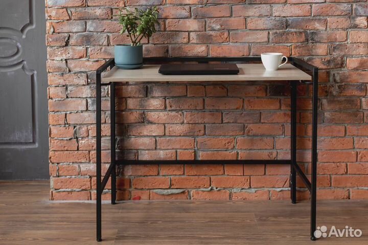 Компьютерный стол быстросборный в стиле лофт