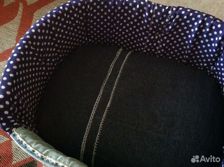 Лежанки для кошечки или маленькой собачки