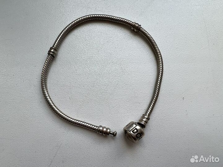 Браслет и шармы pandora