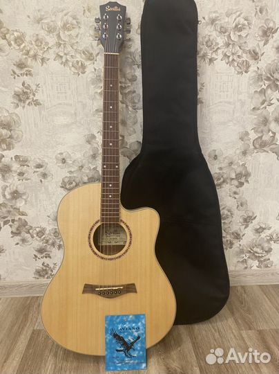 Акустическая гитара