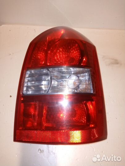 Фонарь задний правый Hyundai Tucson 1 JM