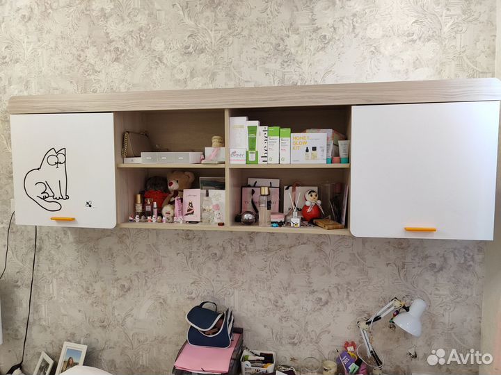 Полка настенная навесная бу