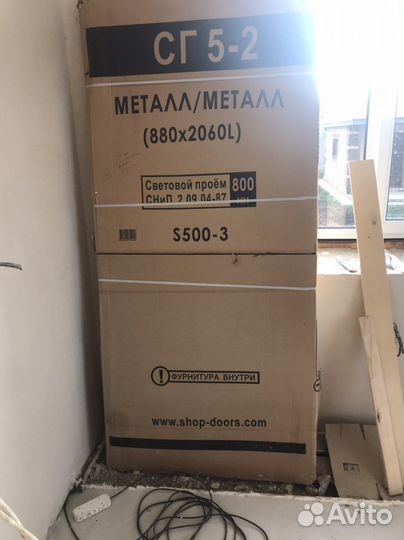 Новая входная меаллическая дверь