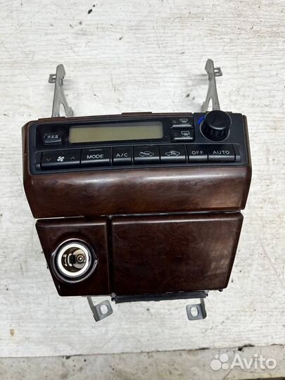 Пепельница дерево Nissan Maxima a33 Cefiro