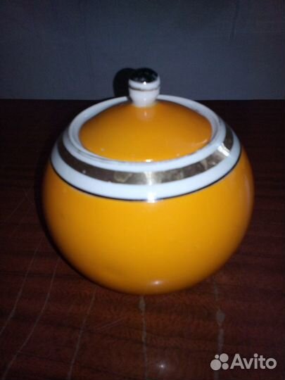 Набор посуды к чаю