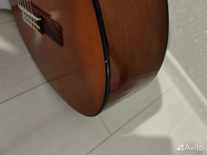 Гитара yamaha c40