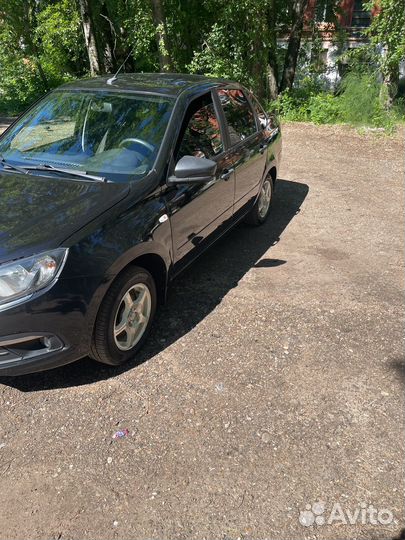 LADA Granta 1.6 МТ, 2019, 130 000 км