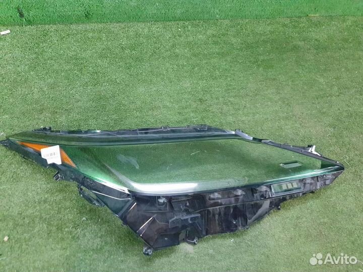 Стекло фары правой Lexus RX200t/RX300/RX350/RX350L