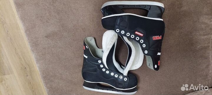 Продам коньки