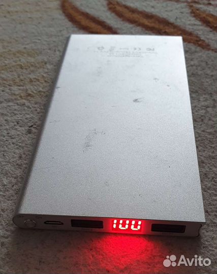 Внешний аккумулятор для телефона/powerbank