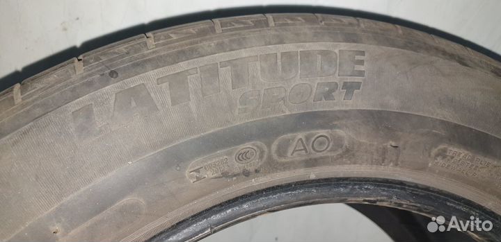 Michelin Latitude Sport 235/50 R17