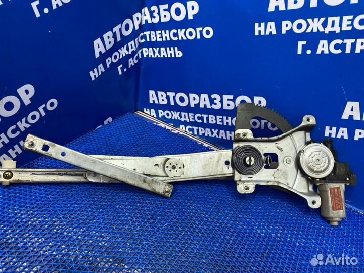 Передний правый стеклоподъемник Chevrolet Aveo