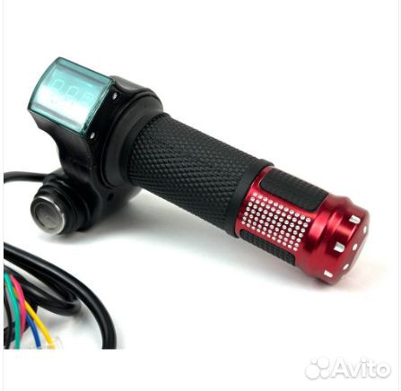 Ручка газа с вольтметром и замком зажигания