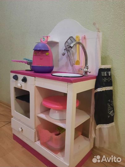 Детская игровая кухня деревянная