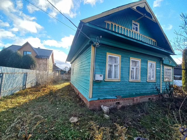 Дом 66,5 м² на участке 6 сот.