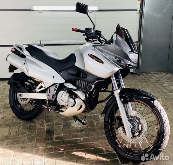 Suzuki XF650 Freewind 1998г