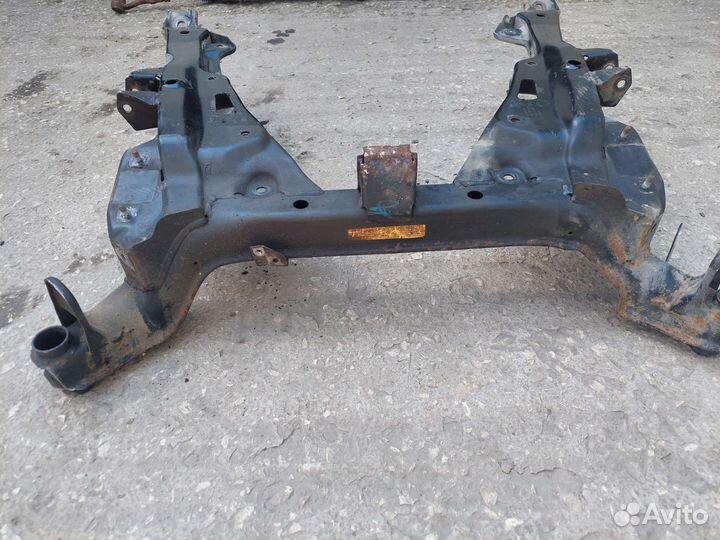 Балка подмоторная BMW 5 E60xi