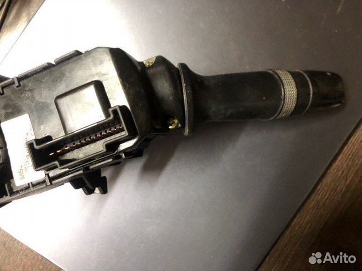 Переключатель поворотов Hyundai Solaris 1