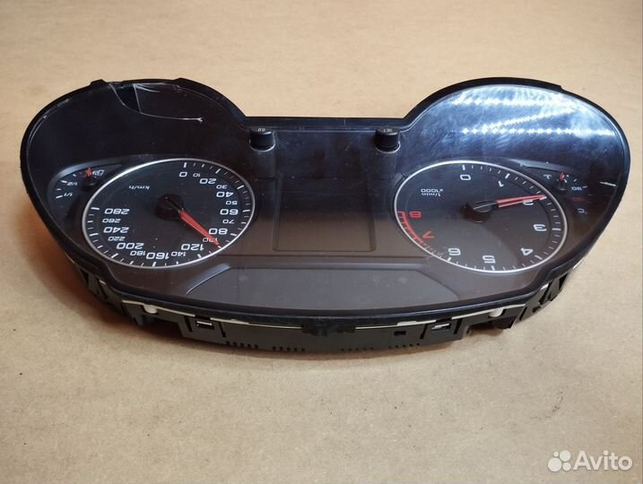 Панель приборов Audi Q5 8R