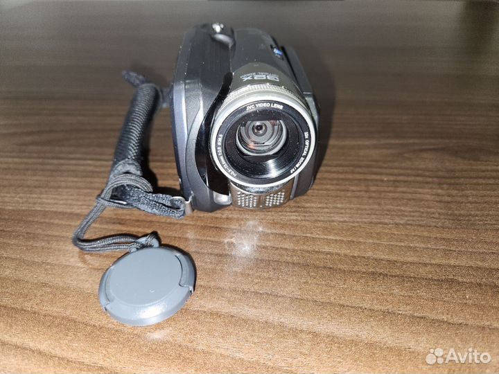 Видеокамера JVC GZ-MG37E