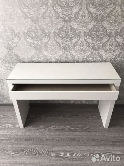 Туалетный стол IKEA