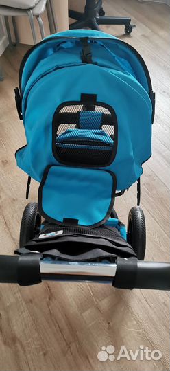 Трехколесный велосипед BMW