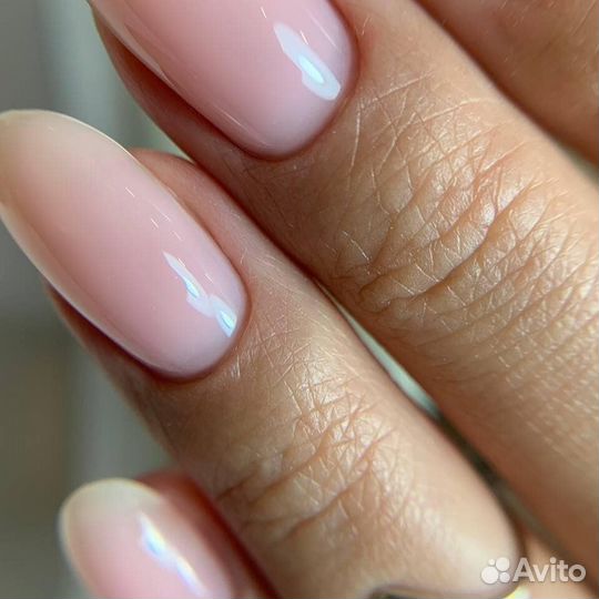 Мастер маникюра и педикюра