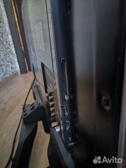 Телевизор LG 42la643v